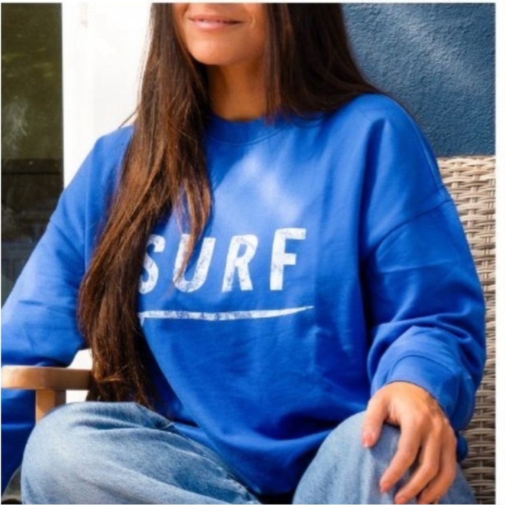 Beachly Blue Surf Sweatshirt size s NWT